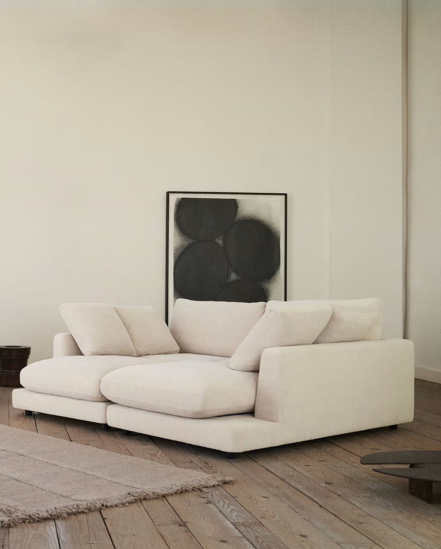 Angelina Cinema Couch β Ultimate Comfort Lounge