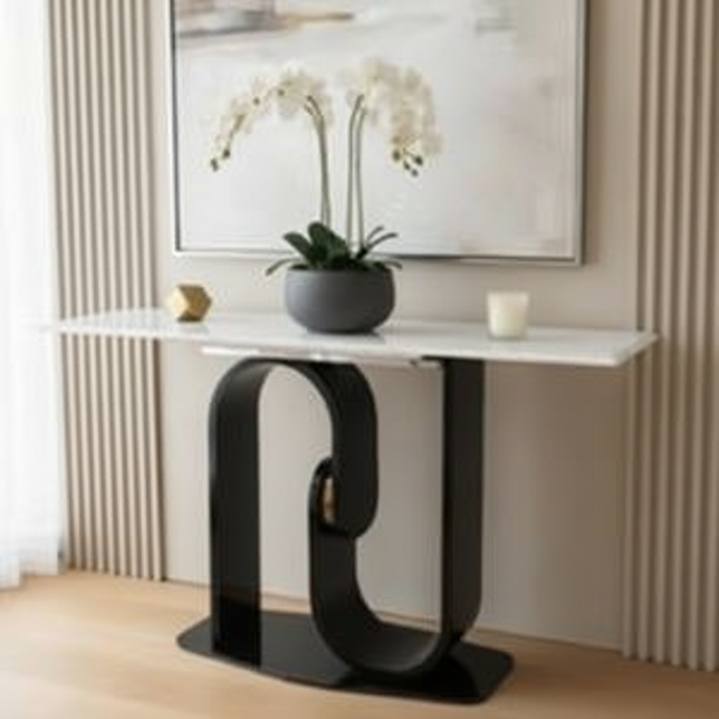 Golden Marble Console Table – Luxury Statement Piece