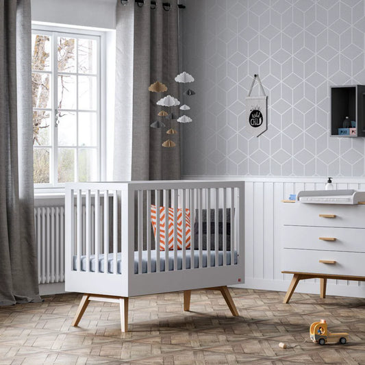 Nautis Convertible Cot Bed – Grow-With-Me Nursery Essential